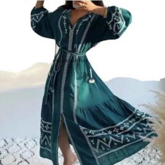 NWOT ZARA WOMAN MIDI EMBROIDERED DRESS COTTAGECORE BOHO GREENISH SIZE‎ LARGE - Picture 2 of 9